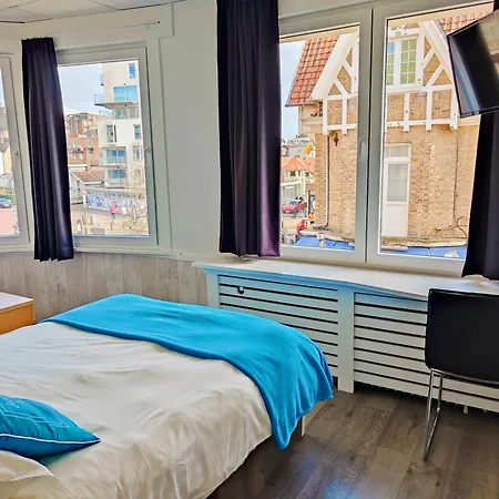 Sfinx 2* De Panne